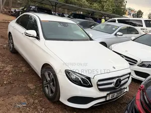 Mercedes-Benz E200 2018 White