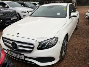 Mercedes-Benz E200 2018 White