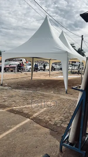 White Butterflied 100 Seater Tent