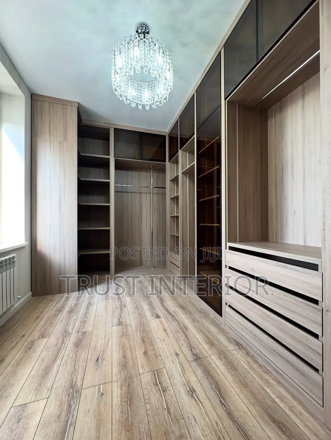 Closet Magicians 6312