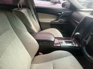 Toyota Mark X 2011 Maroon