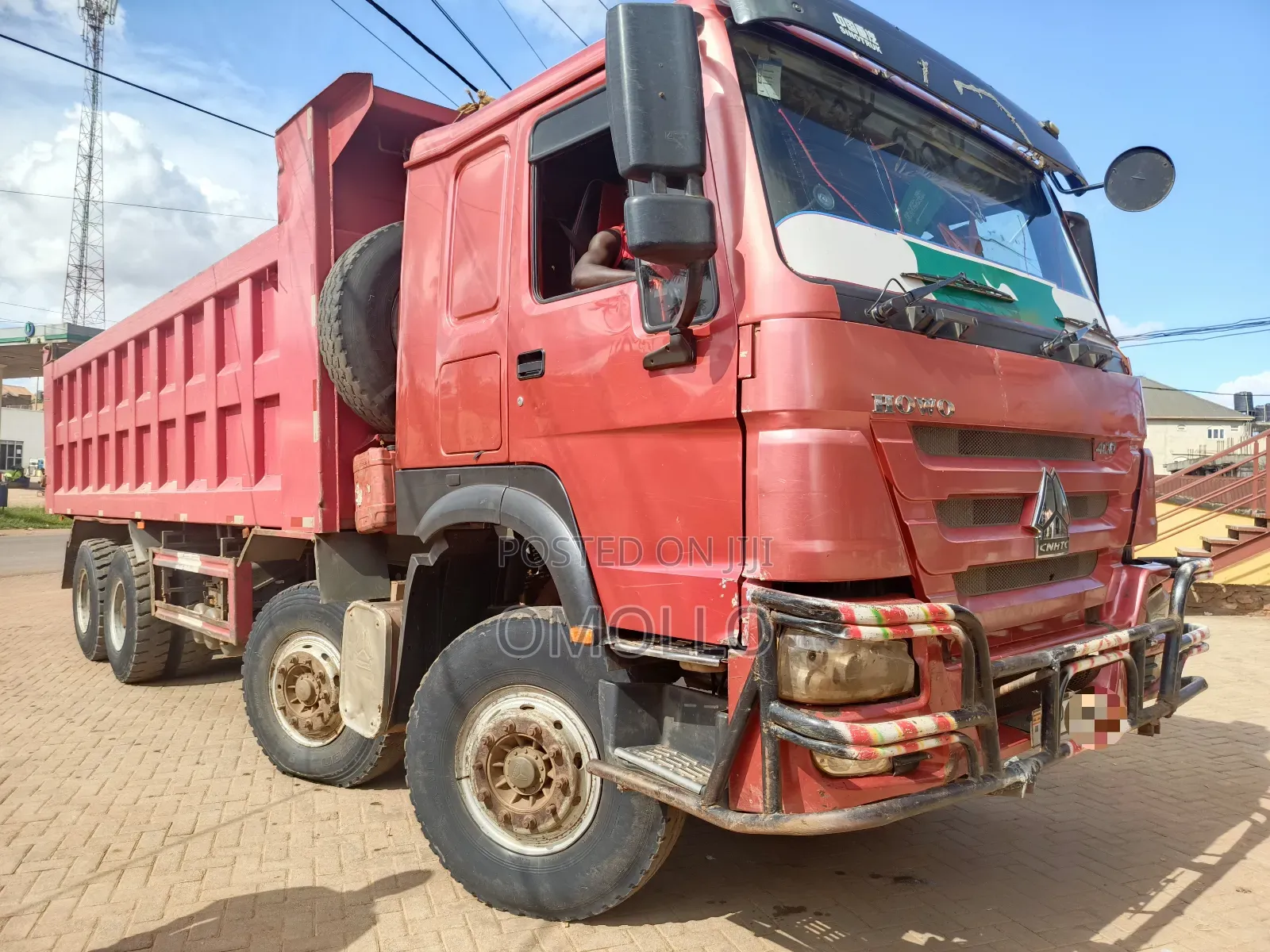 A 400hp Sinotruck in Good Condition