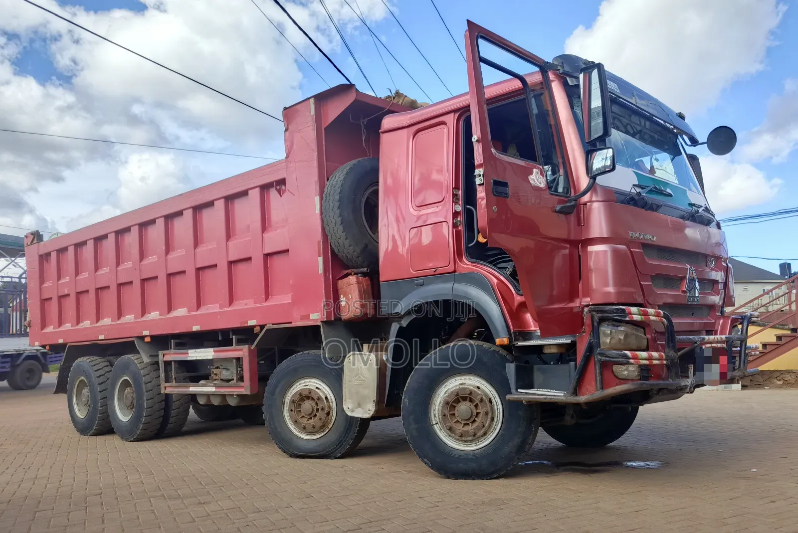 A 400hp Sinotruck in Good Condition