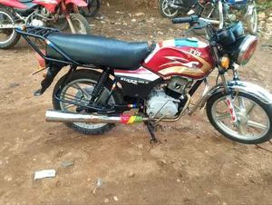 TVS XL 100 2019 Red