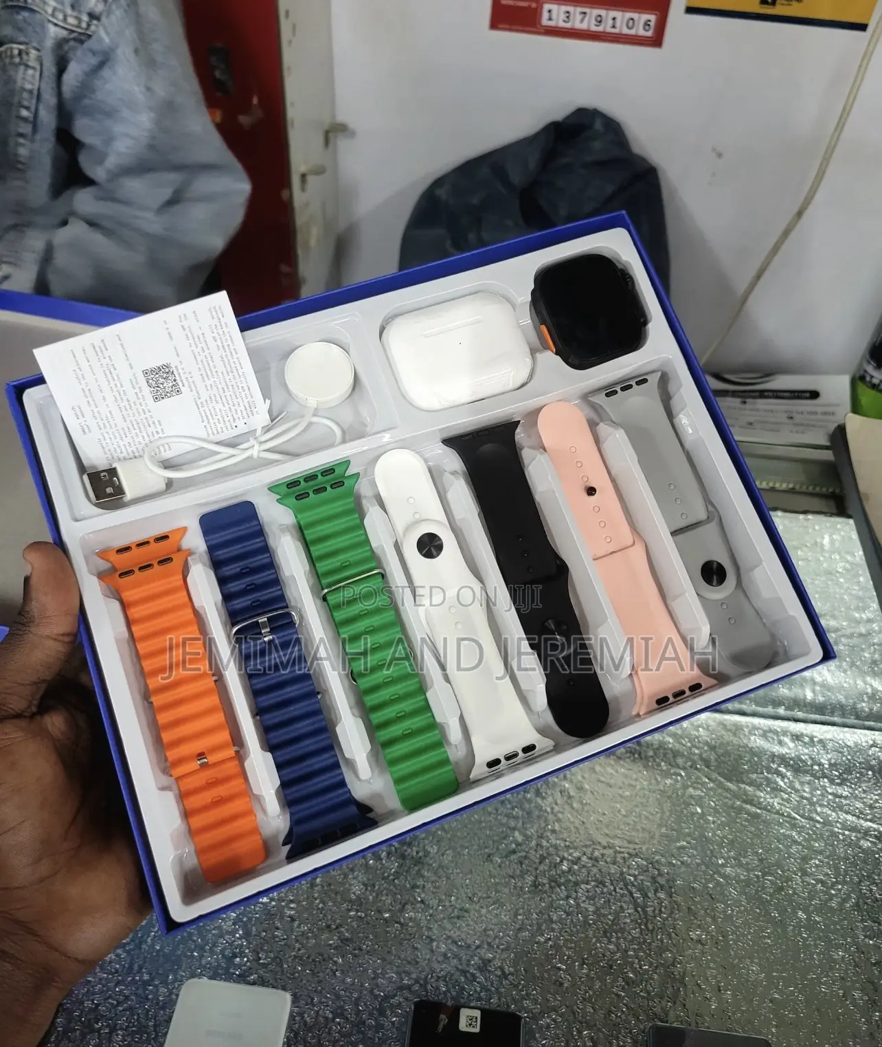 Smart Watch Combo With Earpods