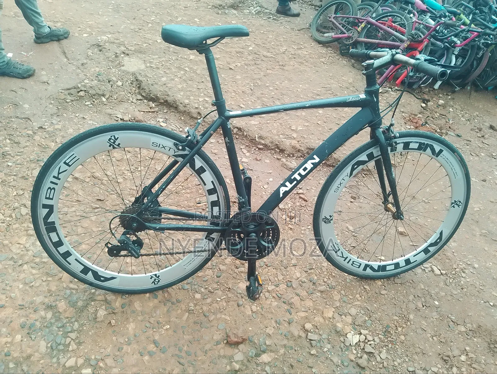 Alton Black Sports Bike