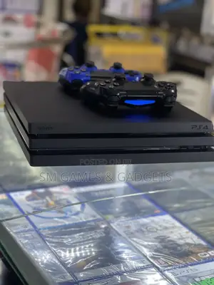 Ps4 Pro (Playstation 4 Pro) Full Set With 2 Controllers and 20 Games