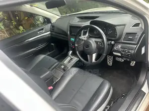 Subaru Outback 2.5i 2011 White
