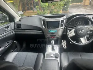 Subaru Outback 2.5i 2011 White