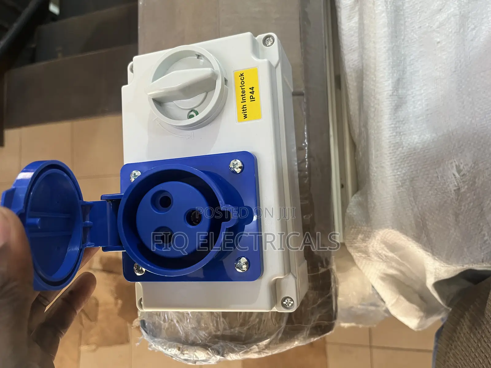 Interlock Switch 32 A
