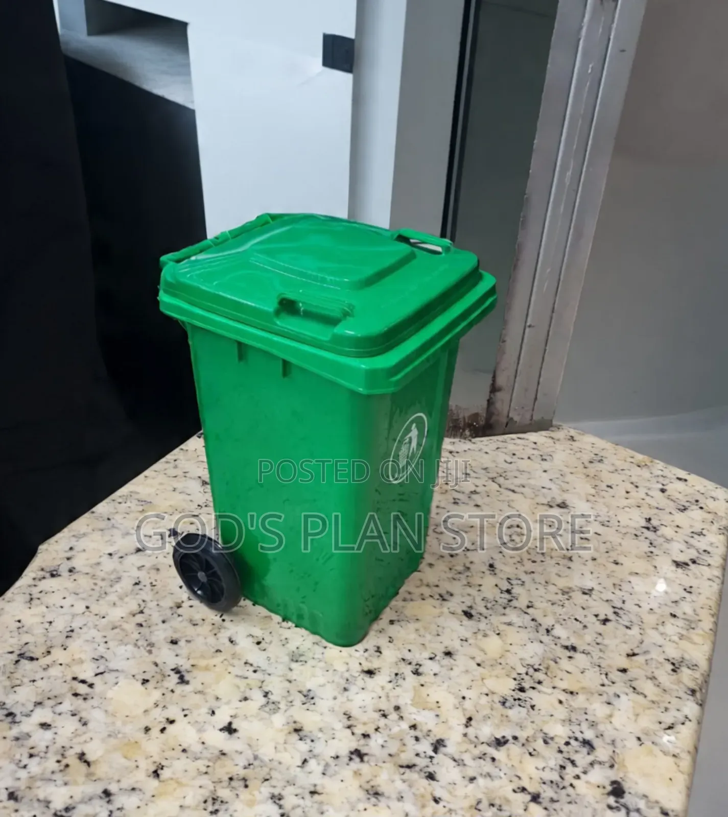 Multicolor 120litres Plastic Dust Bins Plastic Dust Bins