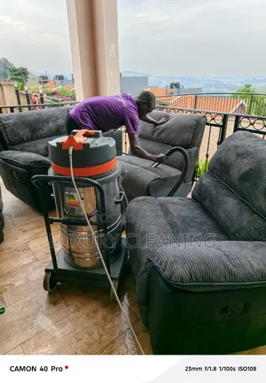 Sofasets Cleaning Vacuuming
