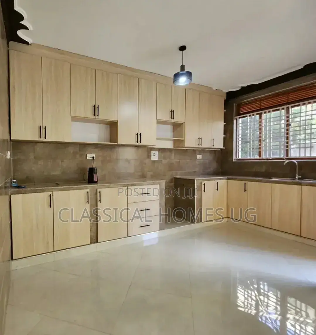 2bdrm Apartment in Muyenga, Central Division for rent