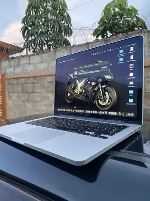 Laptop Apple MacBook Pro 2015 8GB Intel Core i5 SSD 256GB