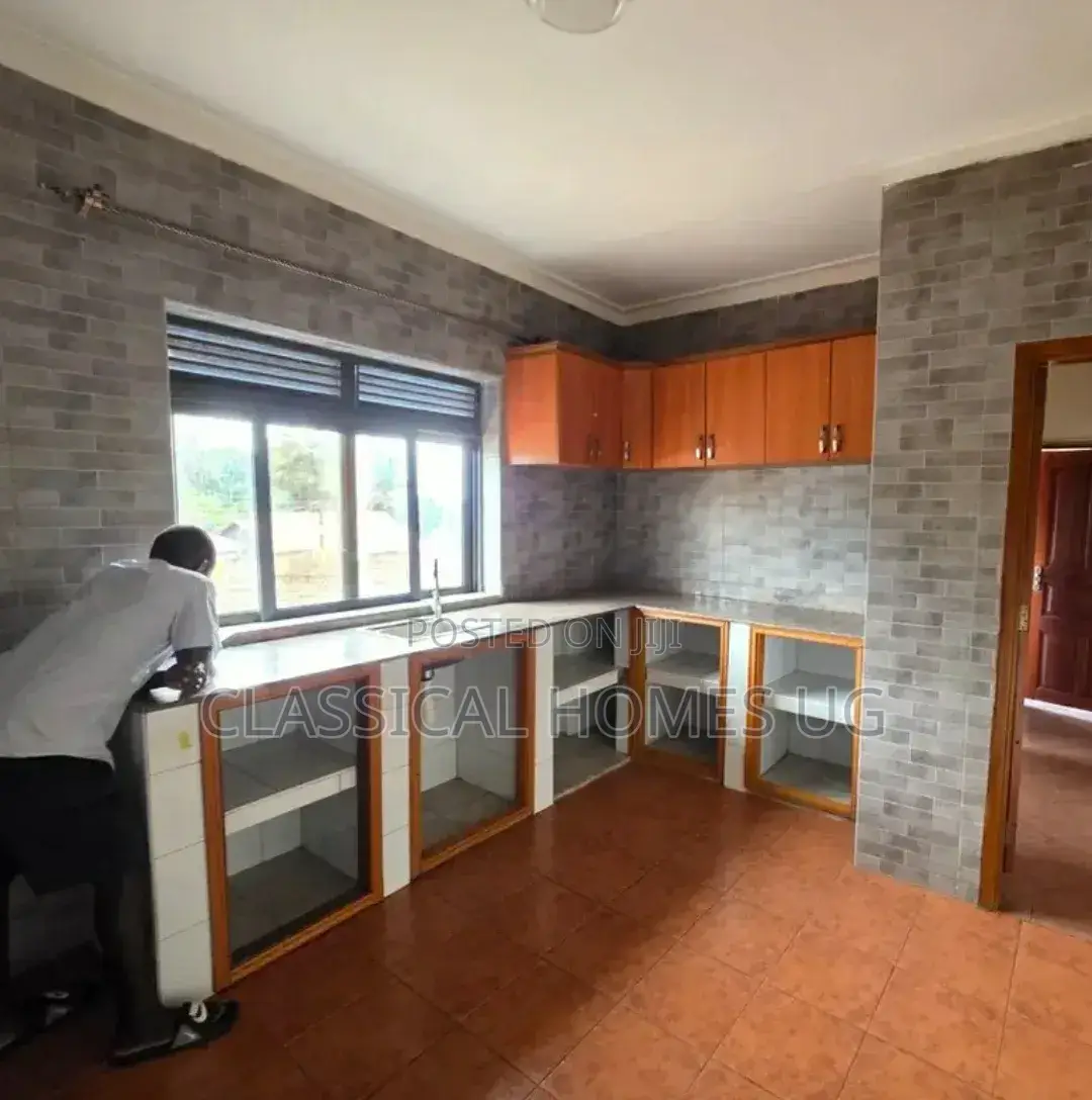 2bdrm Apartment in Kitintale, Central Division for rent