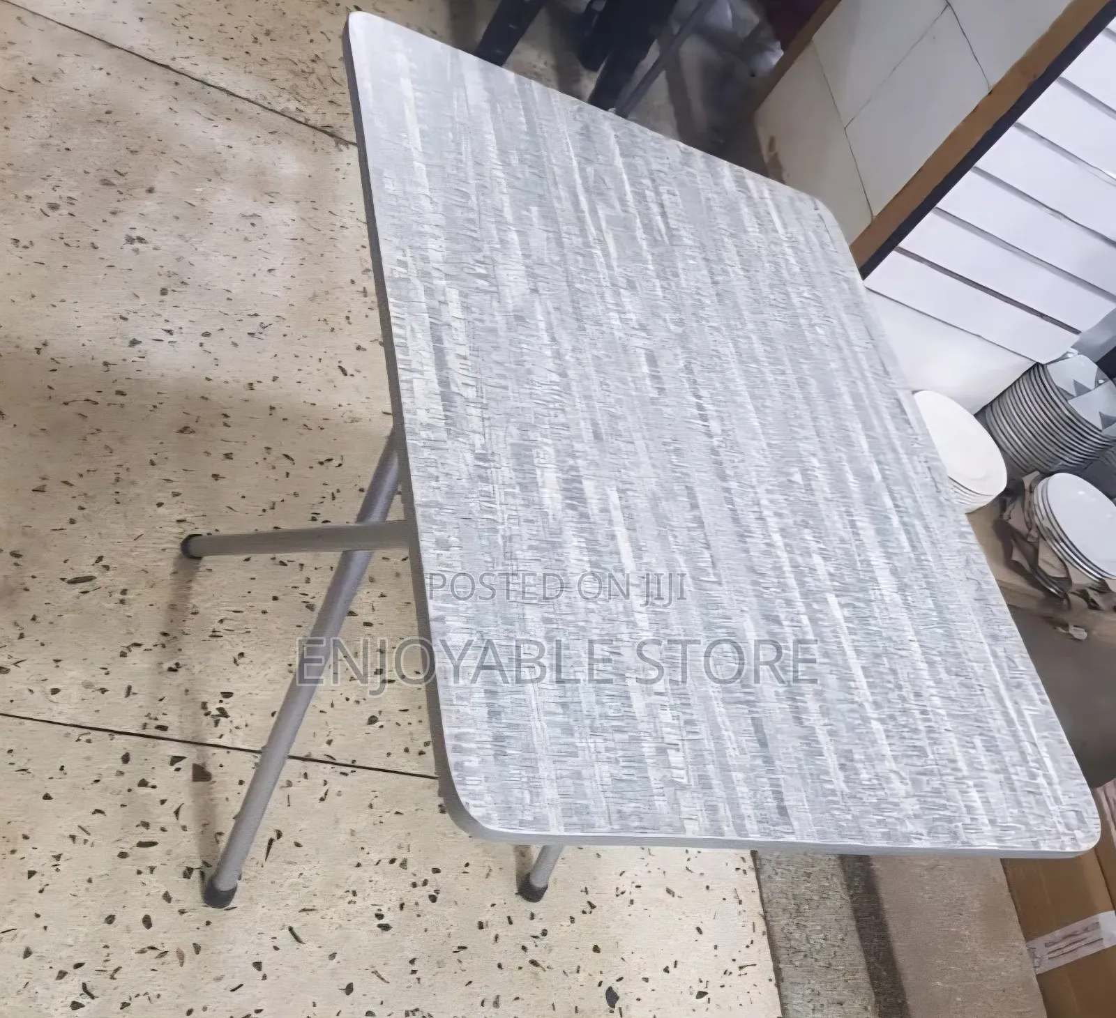 Modern Foldable Table