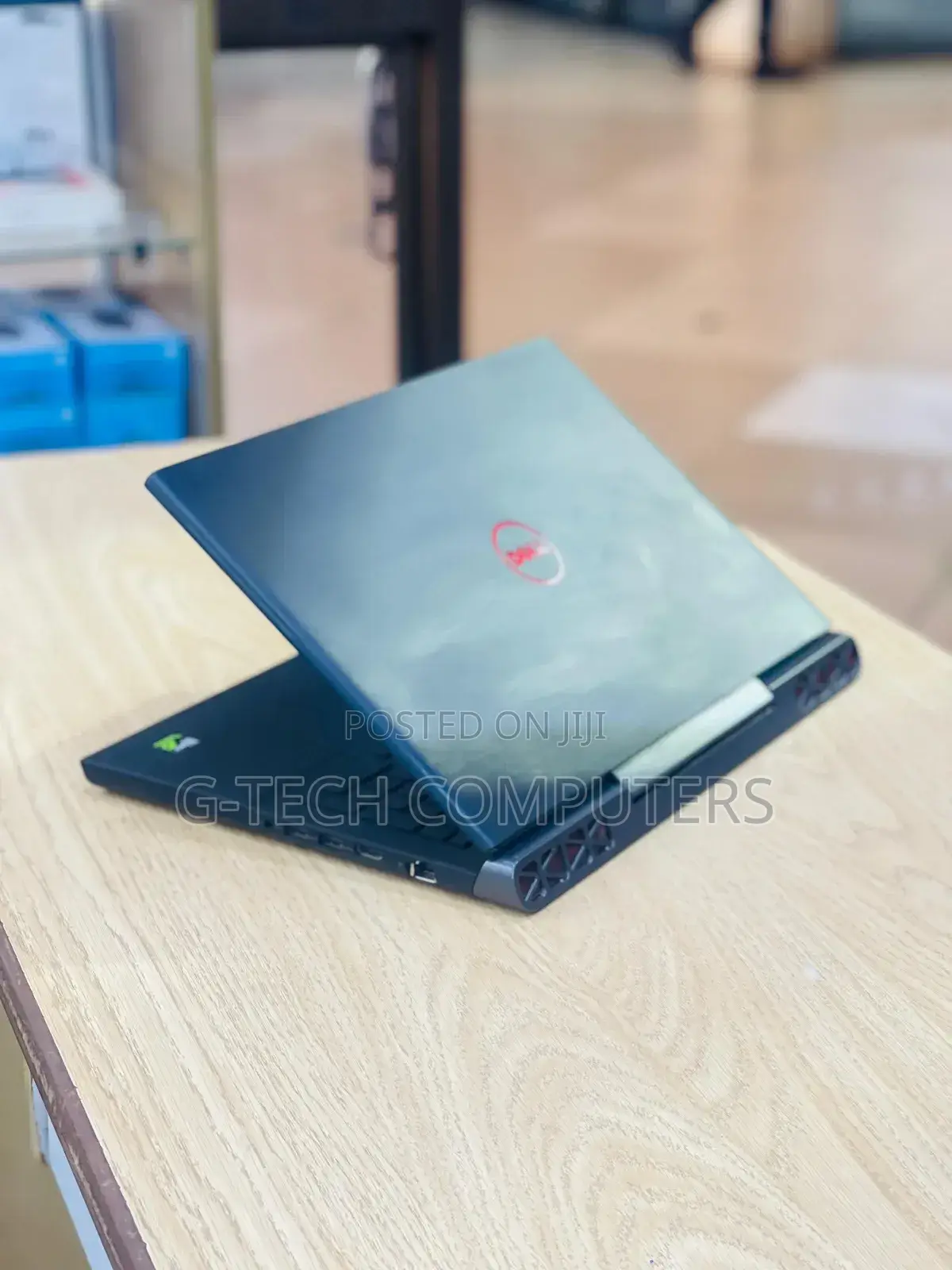 New Laptop Dell Inspiron 15 7000 8GB Intel Core i7 SSD 512GB