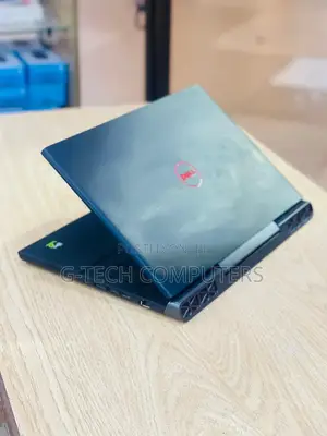 New Laptop Dell Inspiron 15 7000 8GB Intel Core i7 SSD 512GB