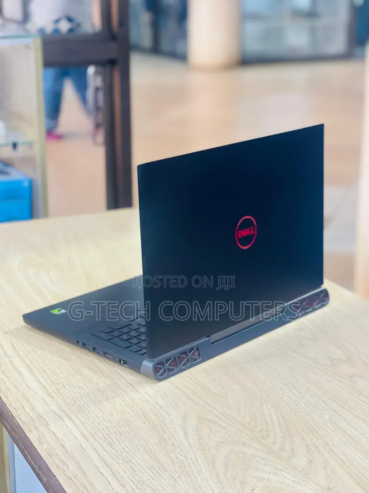 New Laptop Dell Inspiron 15 7000 8GB Intel Core i7 SSD 512GB