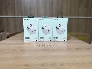 Green Lion 20w Pd Universal Travel Adapter