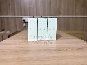 Green Lion 20w Pd Universal Travel Adapter