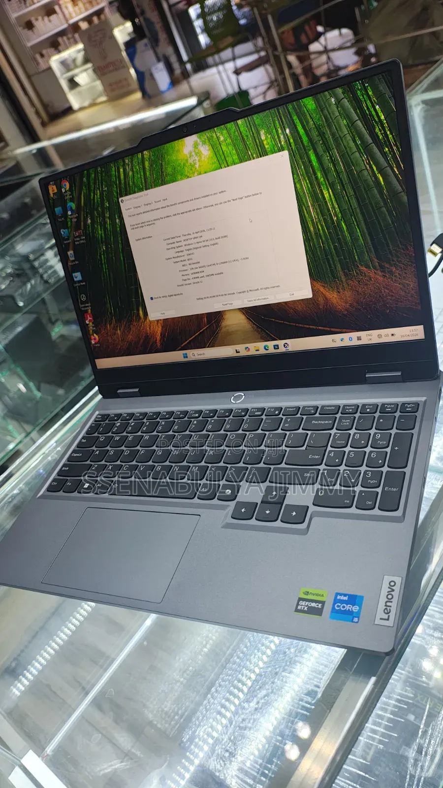 Laptop Lenovo LOQ 15AHP10 16GB Intel Core i5 SSD 512GB