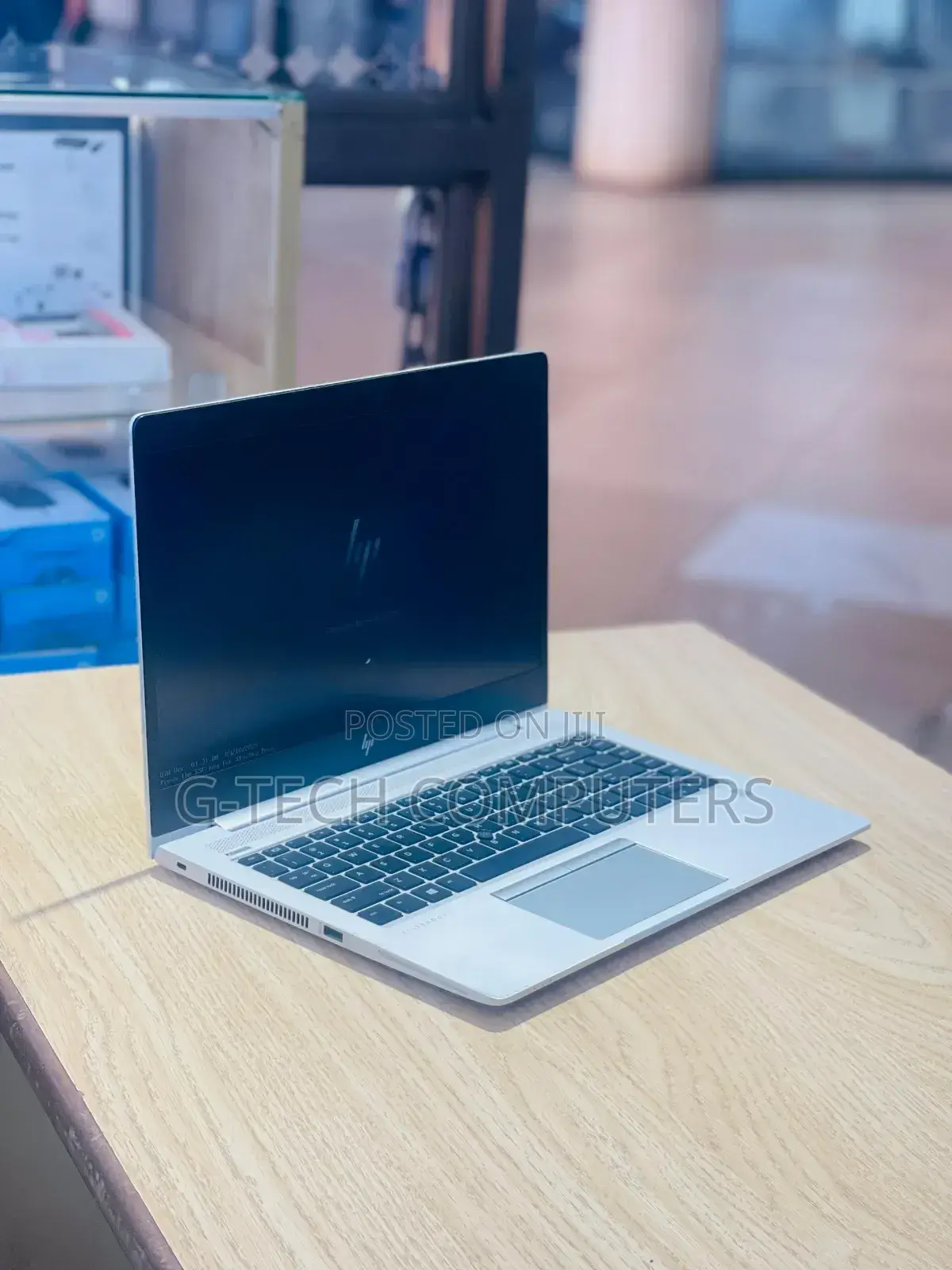 New Laptop HP EliteBook 840 G5 8GB AMD Ryzen 7 SSD 256GB