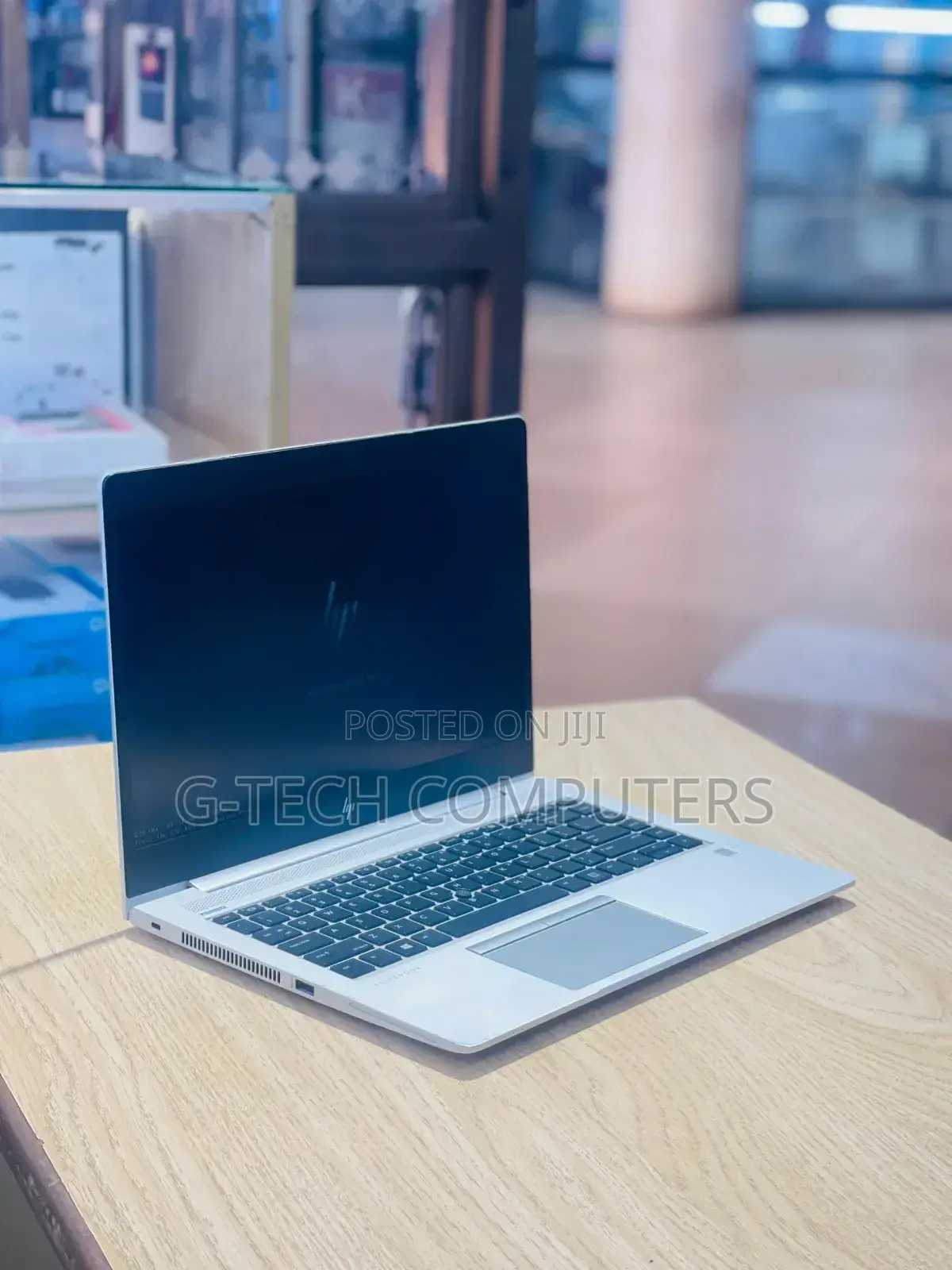 New Laptop HP EliteBook 840 G5 8GB AMD Ryzen 7 SSD 256GB