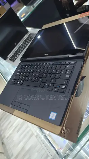 Laptop Dell Latitude 7390 8GB Intel Core i5 SSD 256GB