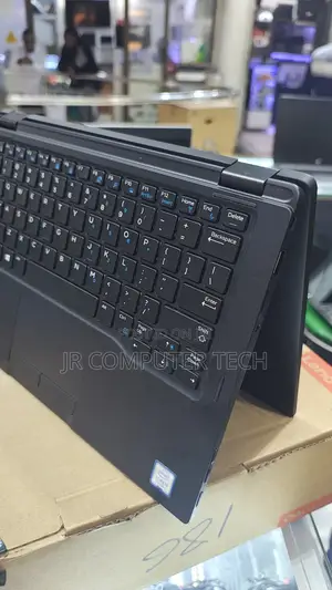 Laptop Dell Latitude 7390 8GB Intel Core i5 SSD 256GB