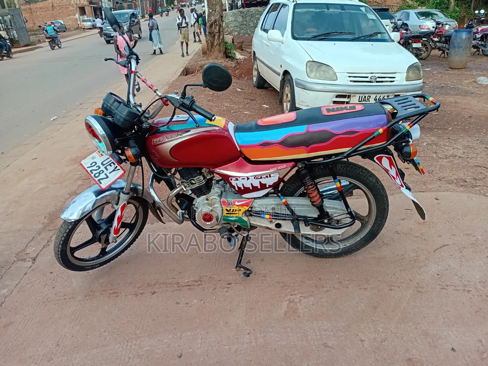 Bajaj Boxer 125 2024 Red