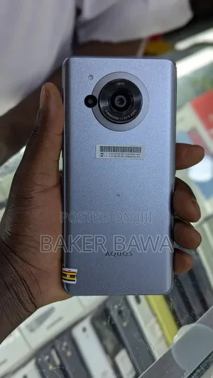 Sharp Aquos R7 256 GB Silver