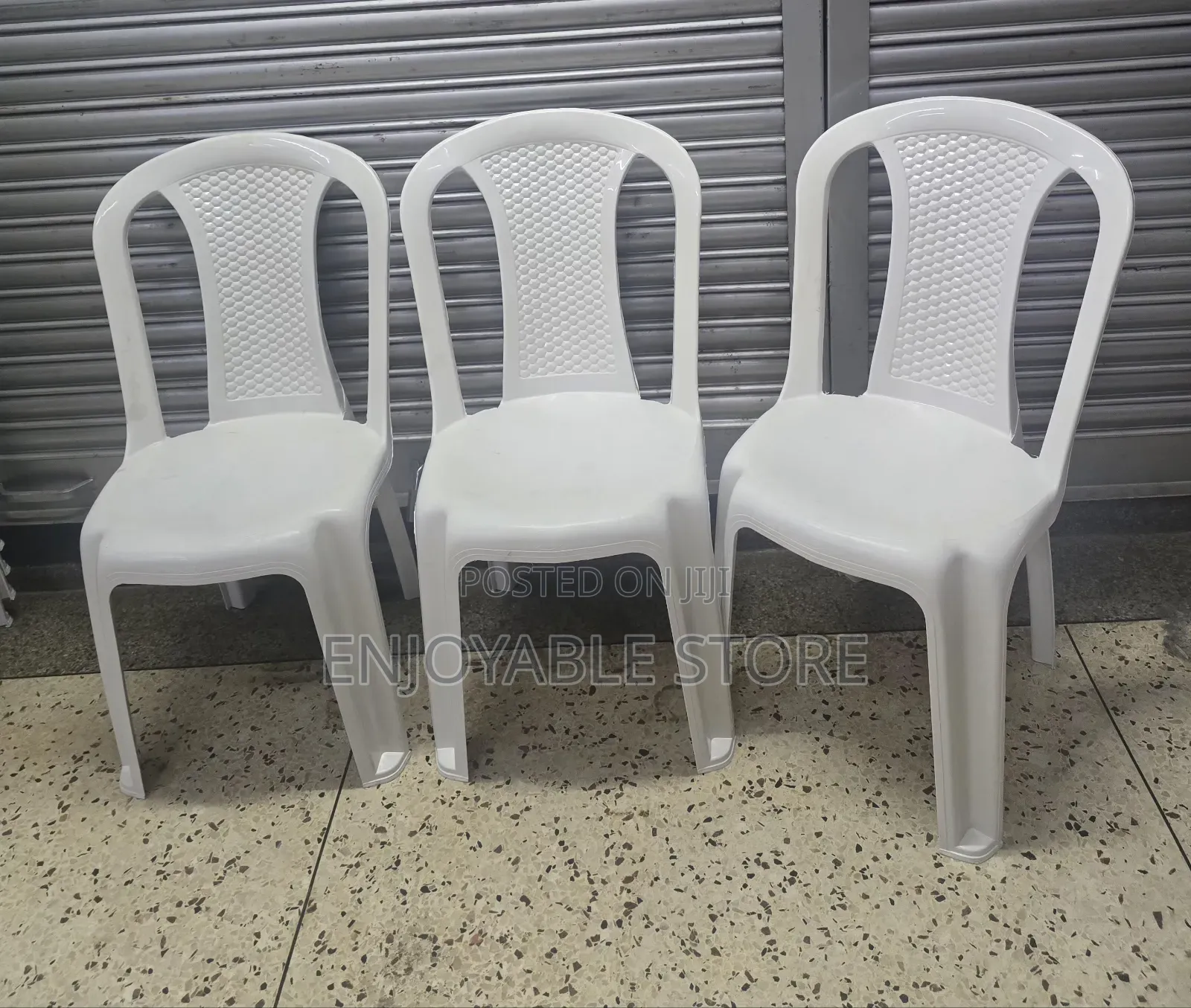 Simple Original Plastic Chairs Plastic Chairs 1pc