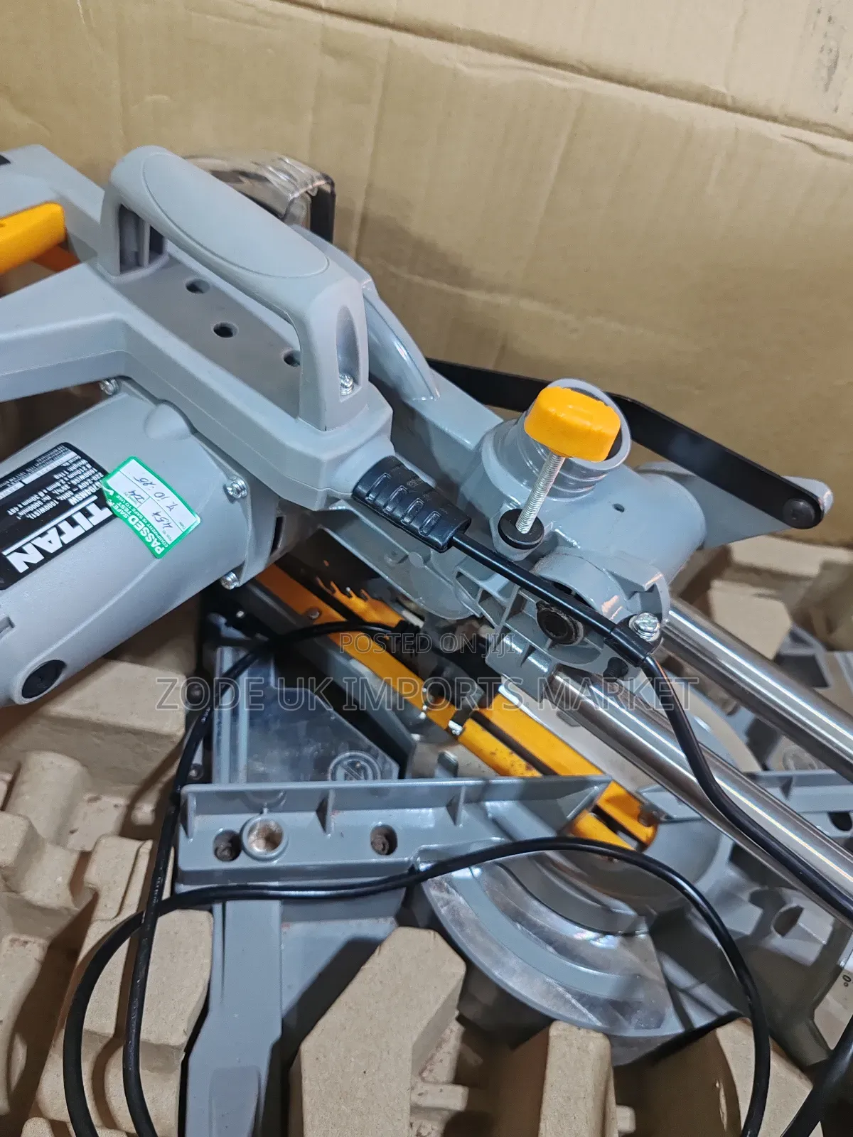 Titan Sliding Mitre Saw Boxed