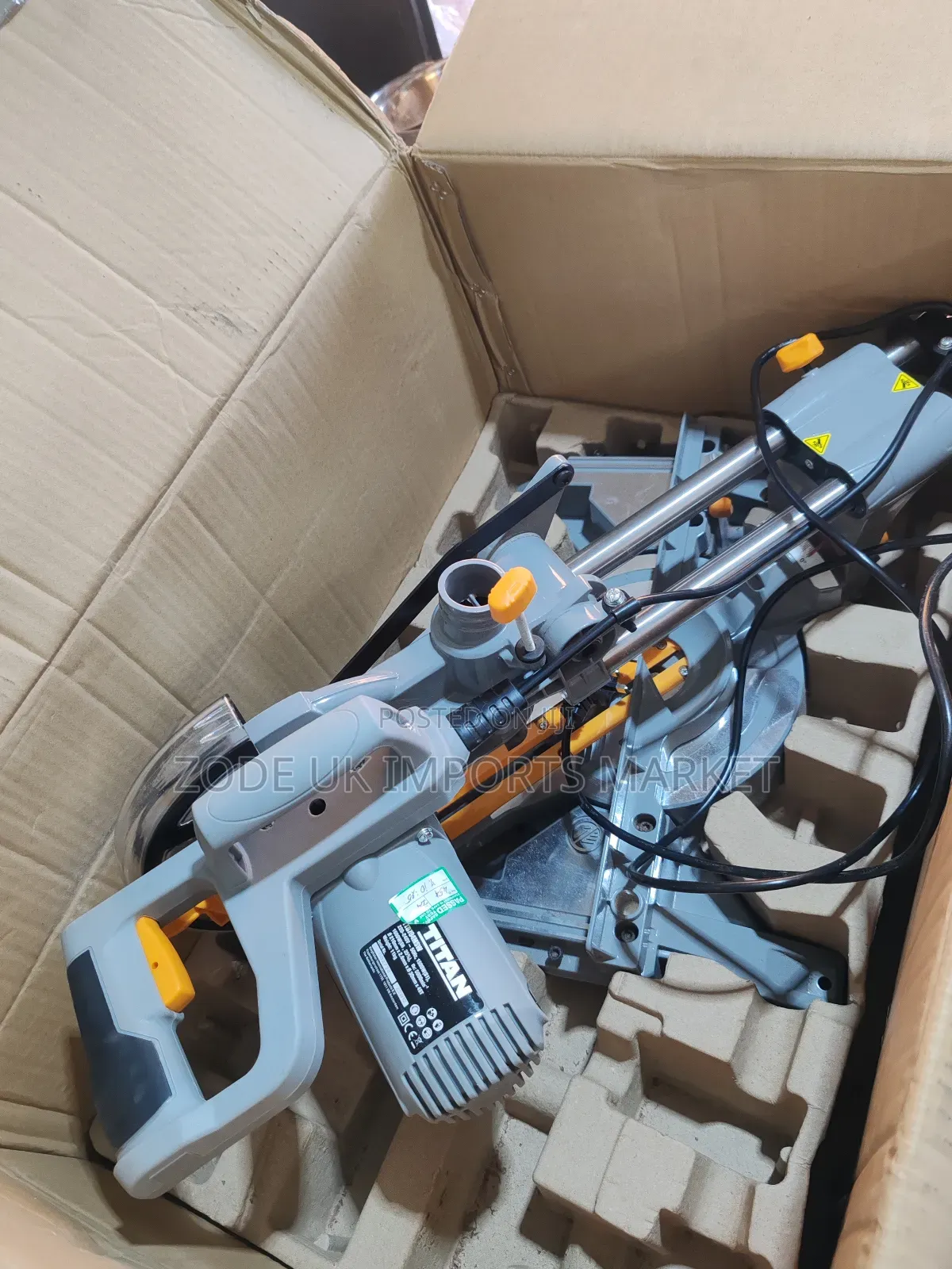 Titan Sliding Mitre Saw Boxed