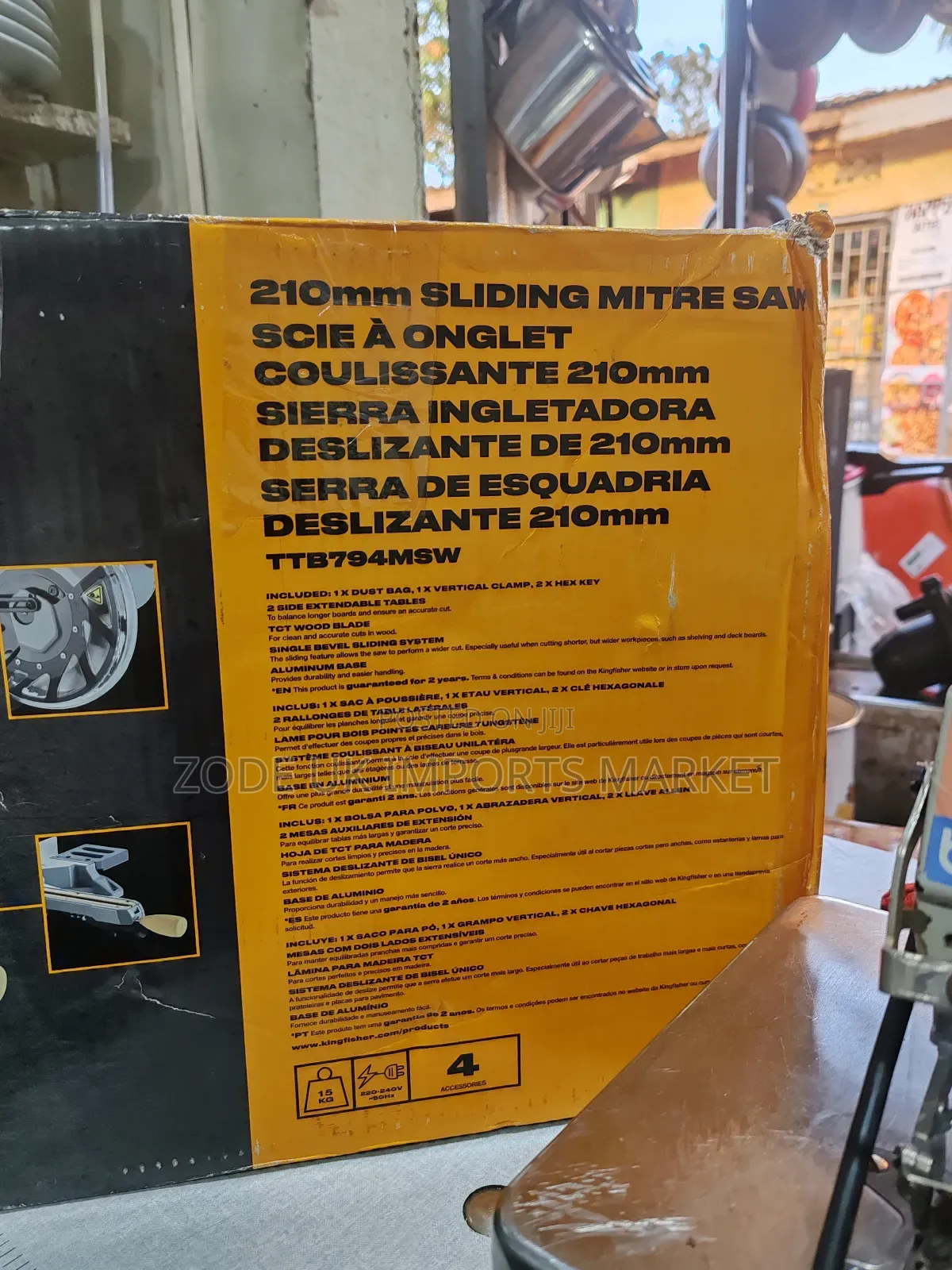 Titan Sliding Mitre Saw Boxed
