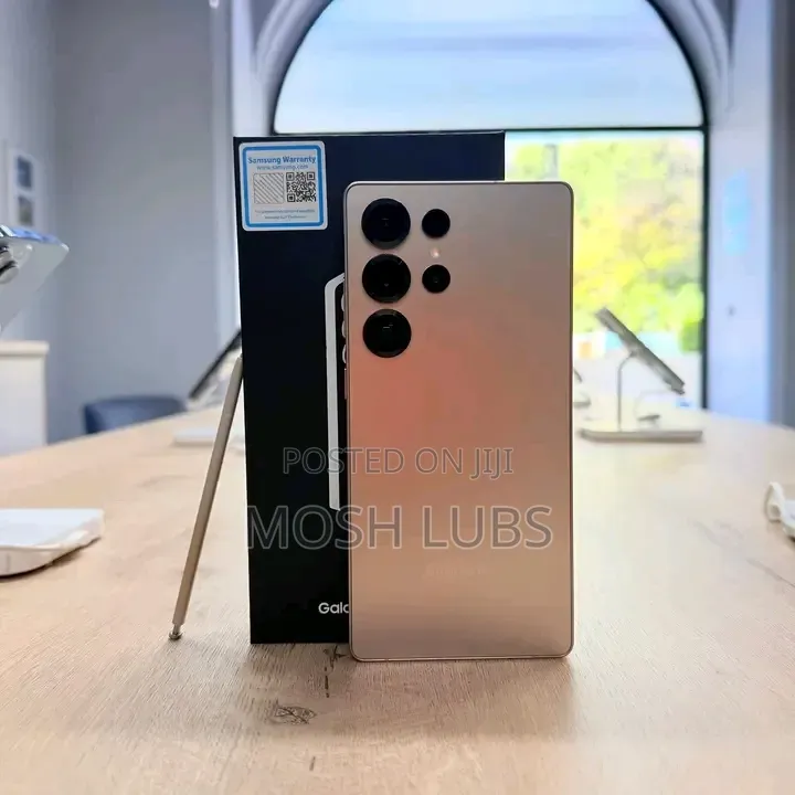 New Samsung Galaxy S25 Ultra 1 TB Gold