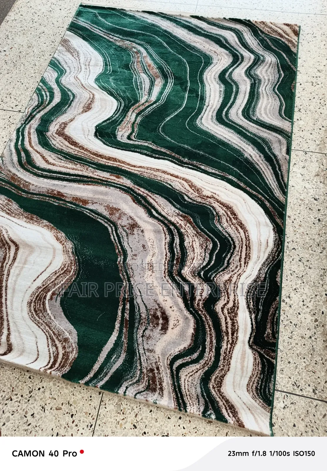 Original Modern Center Carpet Rug. 1.5 Meter by 2 Meters