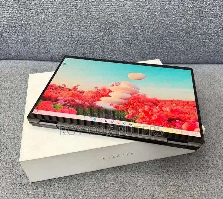 New Laptop HP Spectre 14 16GB Intel Core Ultra 7 SSD 512GB