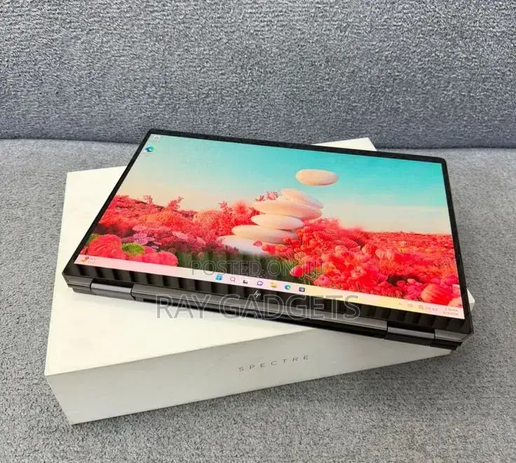 New Laptop HP Spectre 14 16GB Intel Core Ultra 7 SSD 512GB