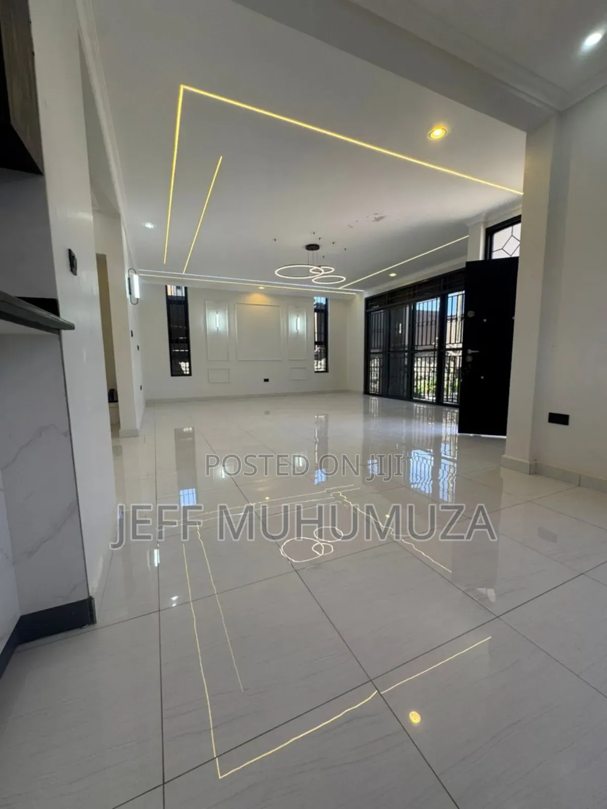 4bdrm Duplex in Kawempe for sale
