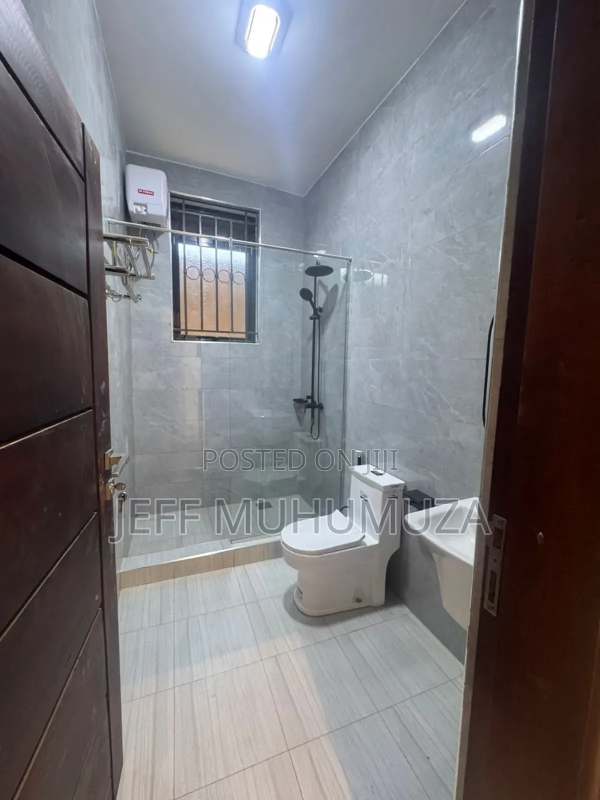 4bdrm Duplex in Kawempe for sale