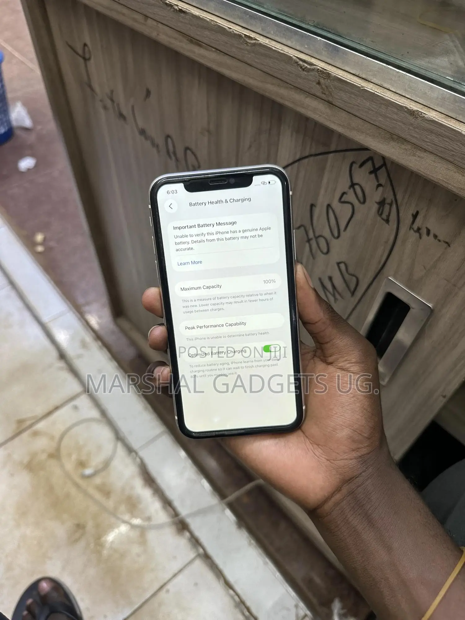 Apple iPhone 11 64 GB White