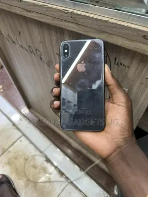 Apple iPhone X 64 GB Black