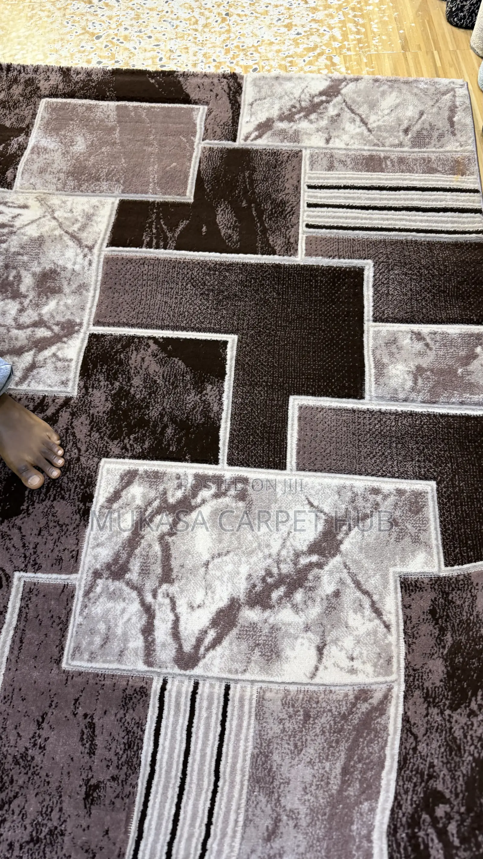 Elegant Centre Carpet Designs – Transform Your Living Space