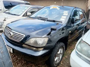 Toyota Harrier 2002 Black