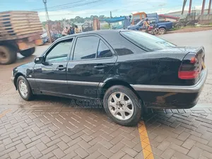 Mercedes-Benz C200 1998 Black