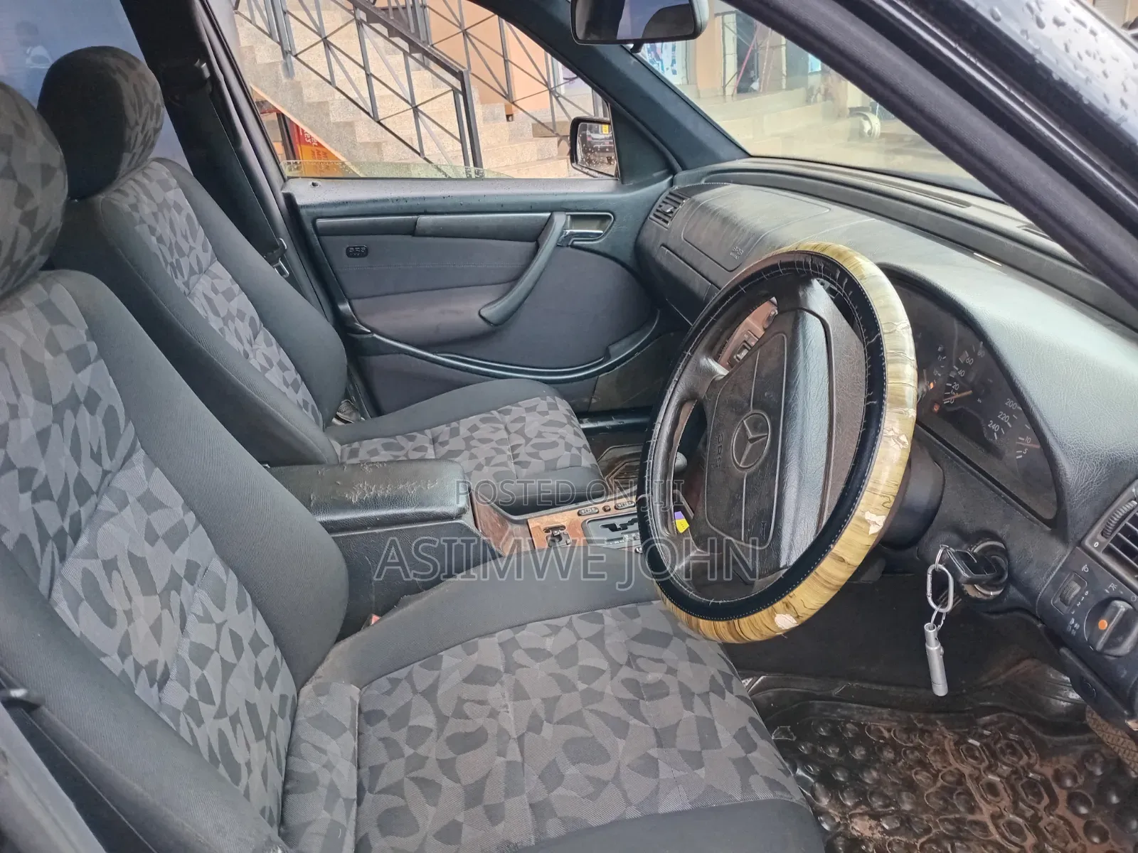 Mercedes-Benz C200 1998 Black