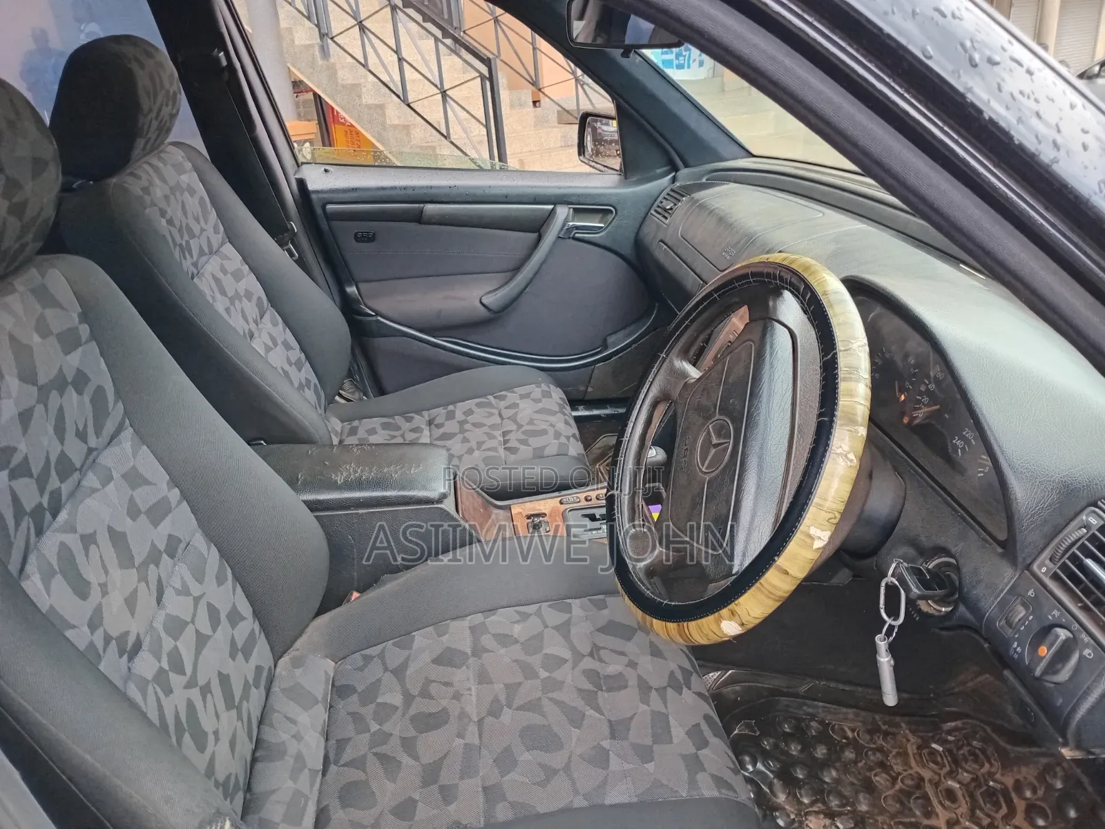 Mercedes-Benz C200 1998 Black