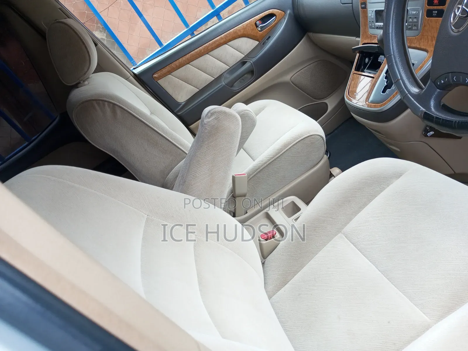 Toyota Alphard 2006 Silver